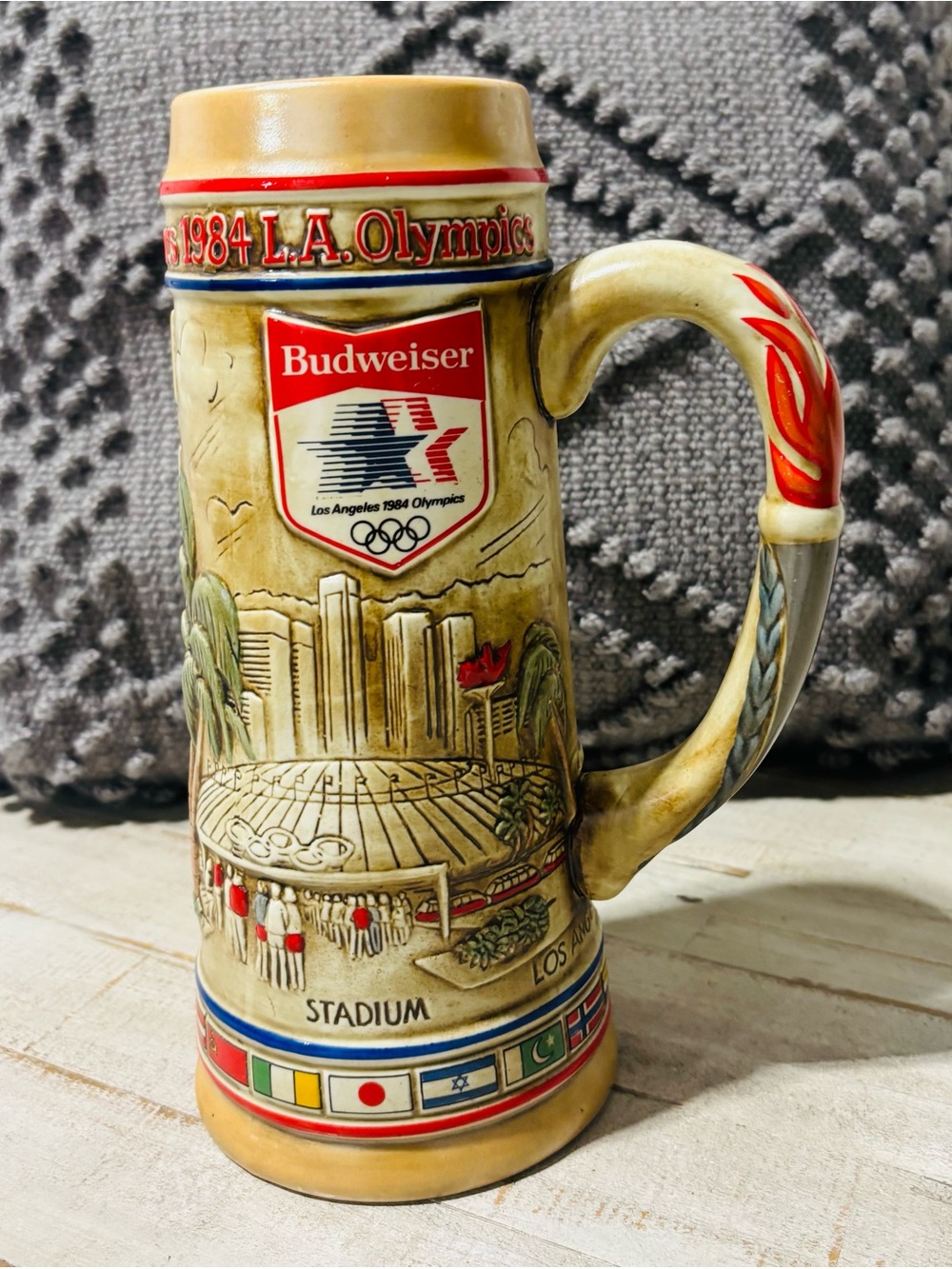 Rare Vintage Anheuser Busch 1984 LA Olympics Stein - Picture 7 of 7